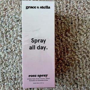 Grace & Stella Rose Spray